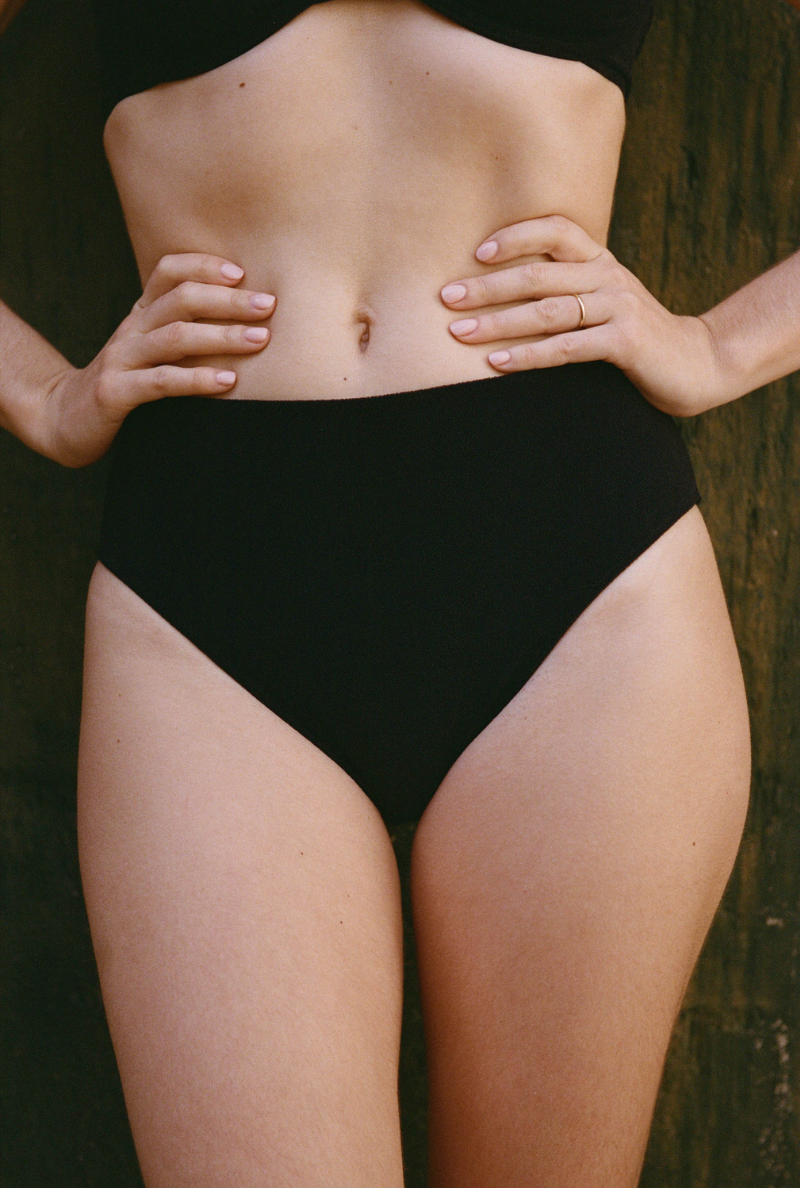 Aimée High-Waisted Panties - Black