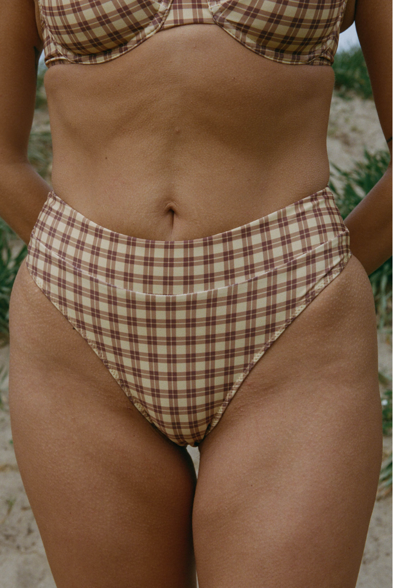 Tanga Ketty - Checked